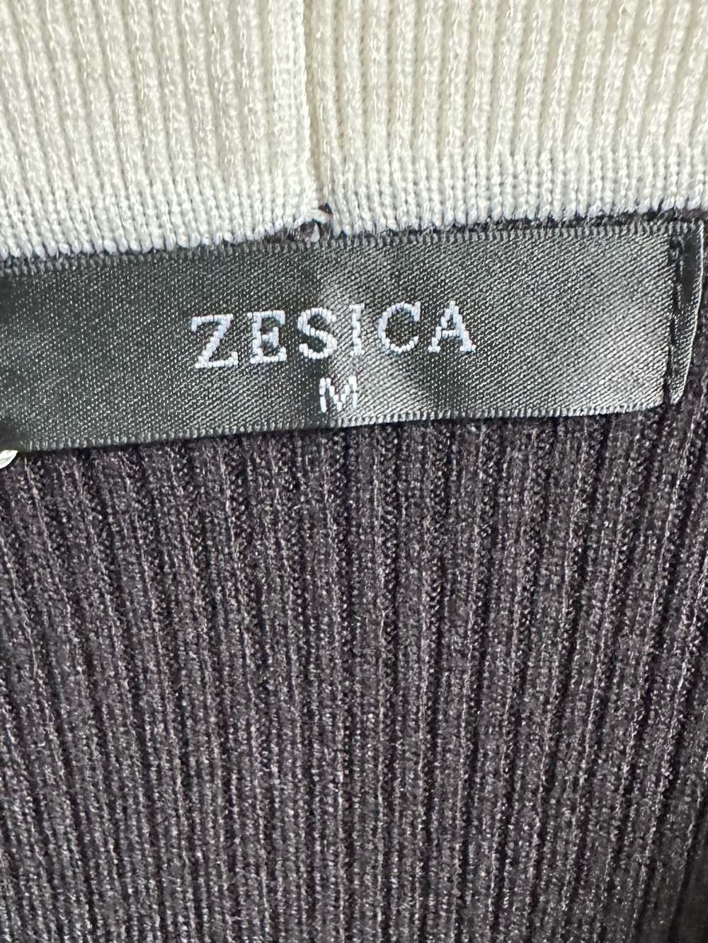 ZESICA NWT Color Block Sweater Maxi Dress Black White Off Shoulder Ribbed M - Picture 4 of 12